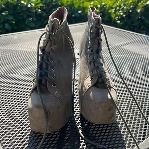 Jeffery Campbell Litas